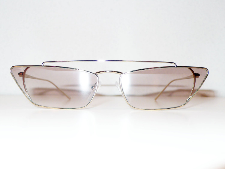 Prada - SPR 64U