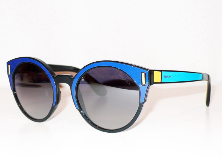 Prada - SPR 03U