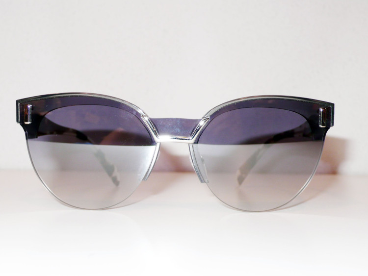 Prada - SPR  04U